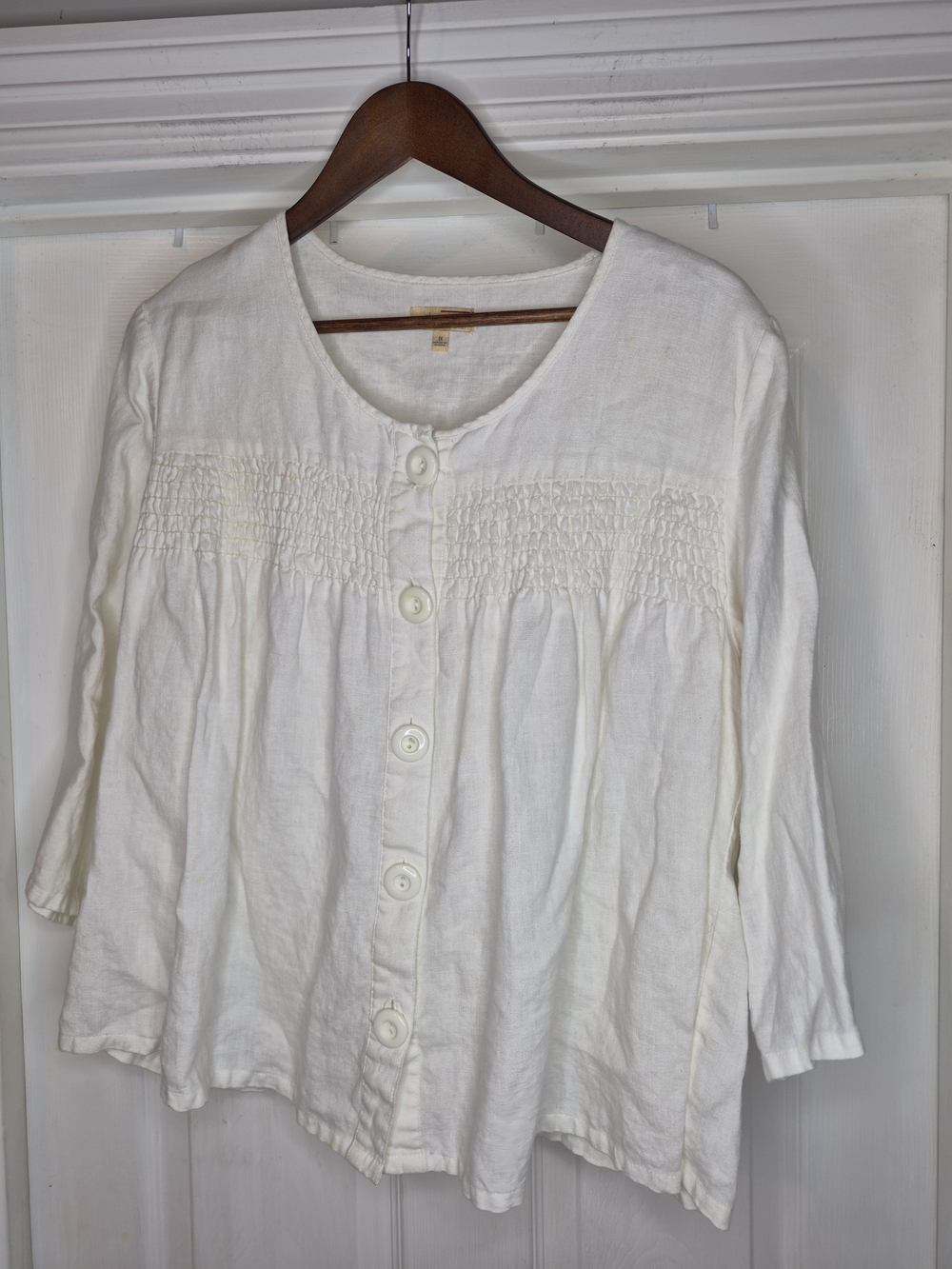 Choices Off White Button-Front Smocked Yoke Linen Top 1x